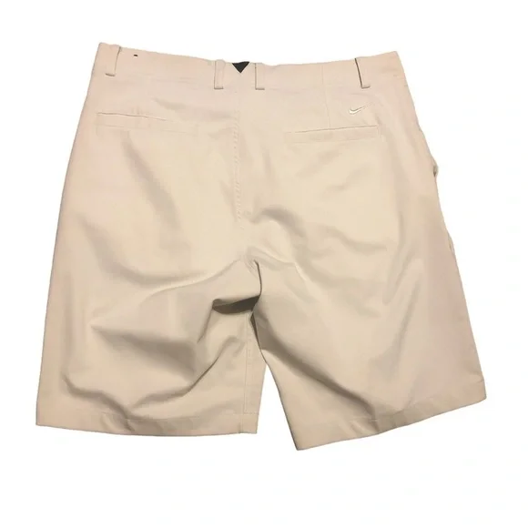 Nike Dri Fit Shorts Standard Fit Flat Front White Activewear Golfing Classic 34 - Picture 5 of 7